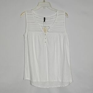 NWT North River Outfitters White Sleeveless Slub Jersey Henley W Crochet Size Md